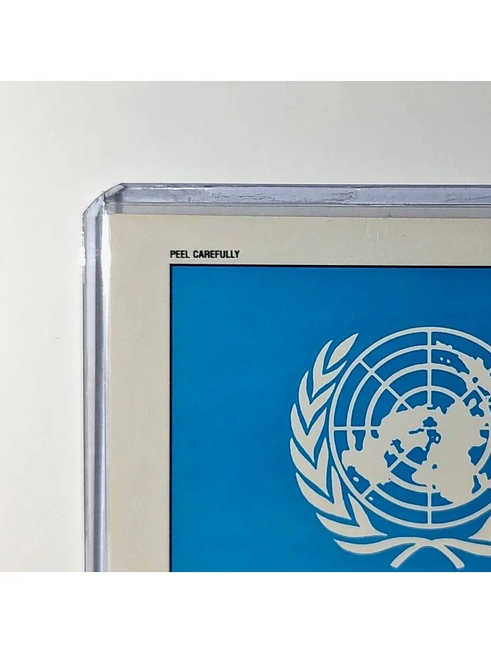 United Nations Flag 1991 Topps Desert Storm #33 Sticker Card